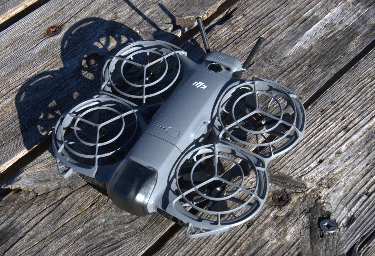 Конструкция и дизайн DJI Neo 2